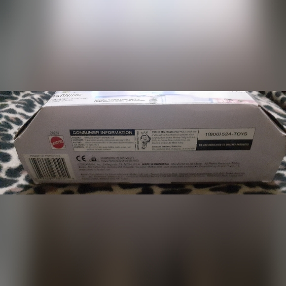 Vintage Collectable 1999 Mattel Princess Bride Barbie Doll (Never Been Opened) - Picture 4 of 5